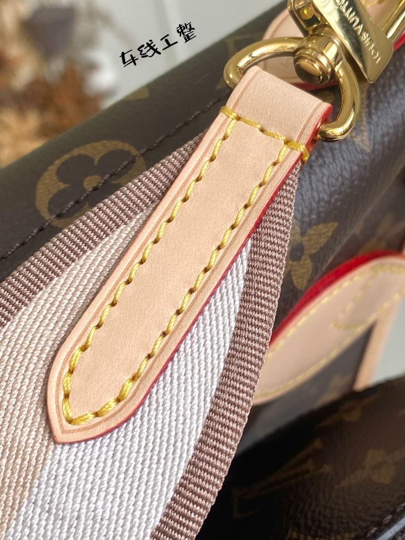 Louis Vuitton Shopping Bags